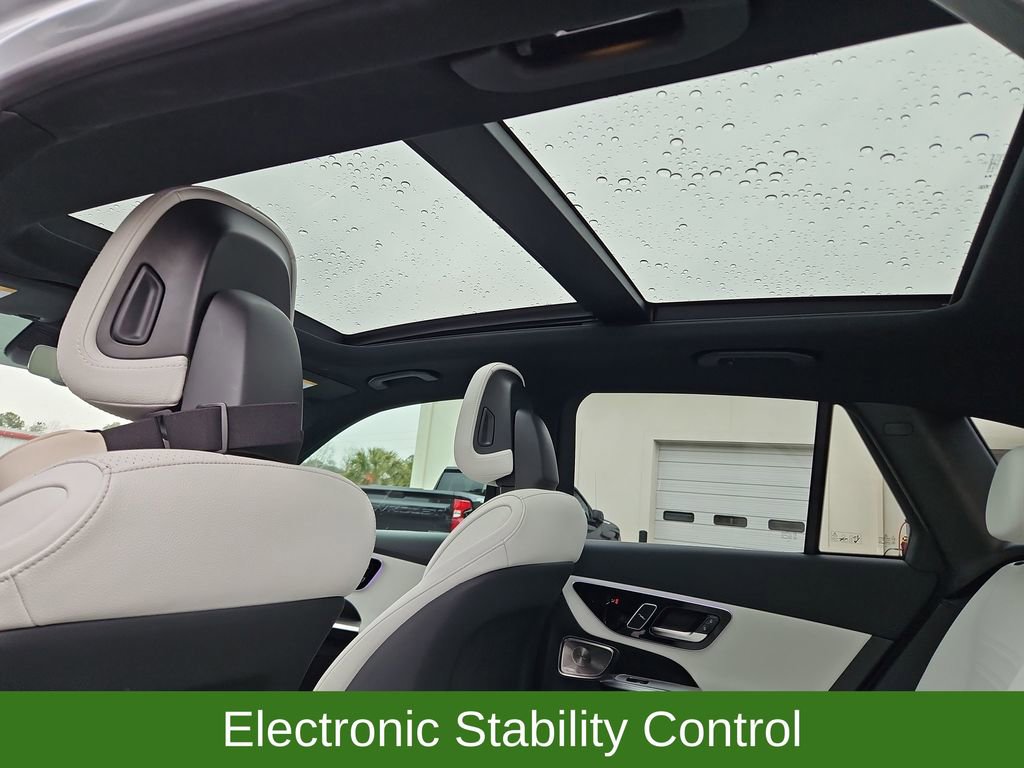 Used 2024 Mercedes-Benz GLC 300 4MATIC w/ AMG Line image 25