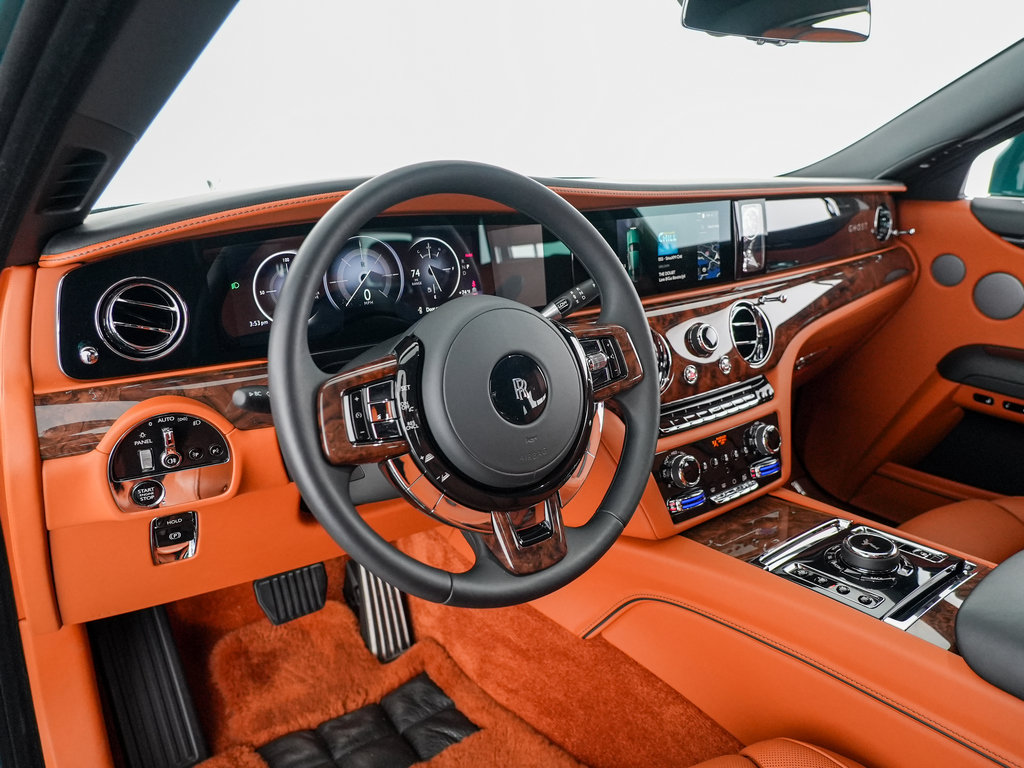 Certified 2025 Rolls-Royce Ghost AWD/4WD image 19