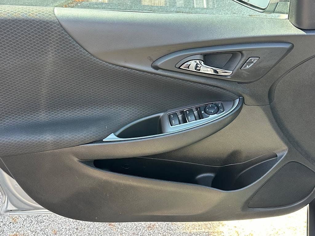 Used 2024 Chevrolet Malibu LT FWD image 13