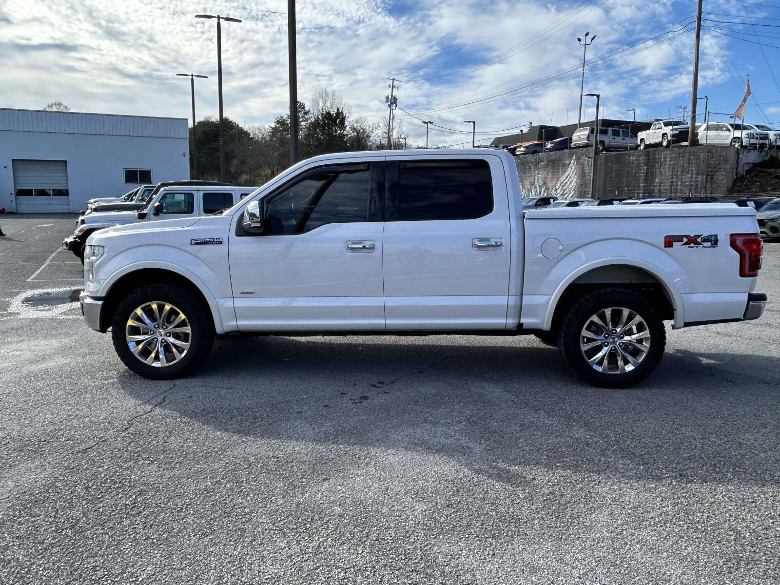 Used 2015 Ford F150 Lariat w/ Equipment Group 502A Luxury image 6