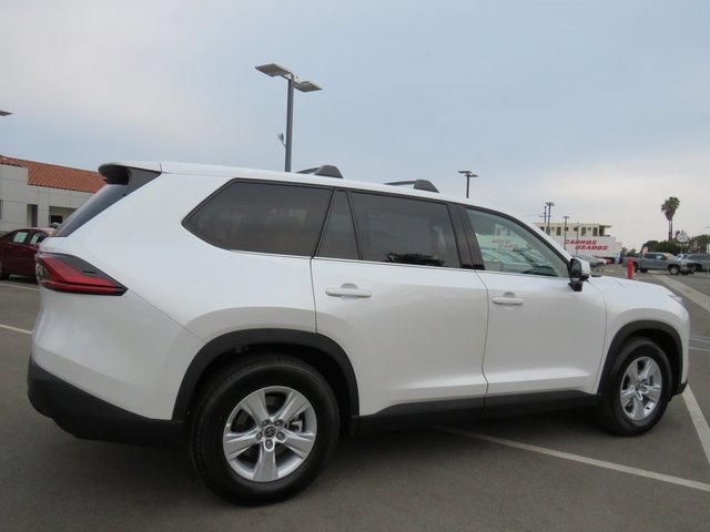 New 2026 Toyota Grand Highlander LE image 13