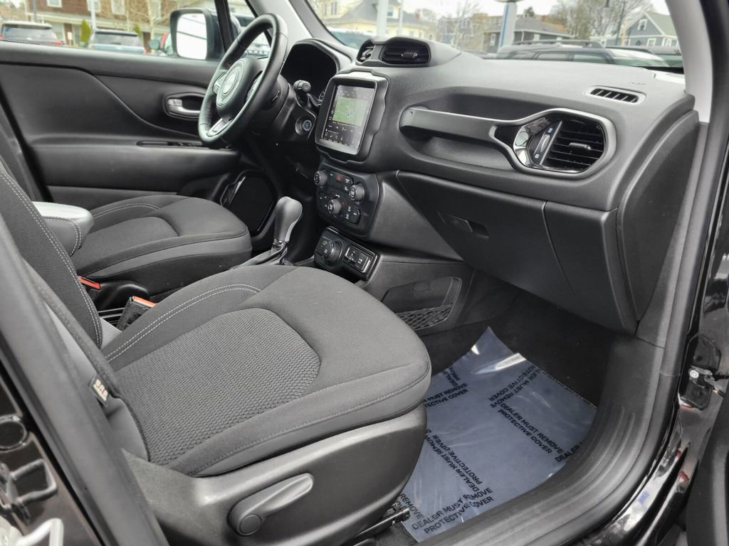 Used 2023 Jeep Renegade Altitude w/ Convenience Group I image 9