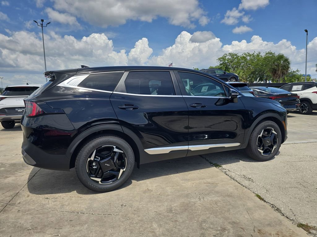 New 2026 Kia Sportage EX FWD image 9