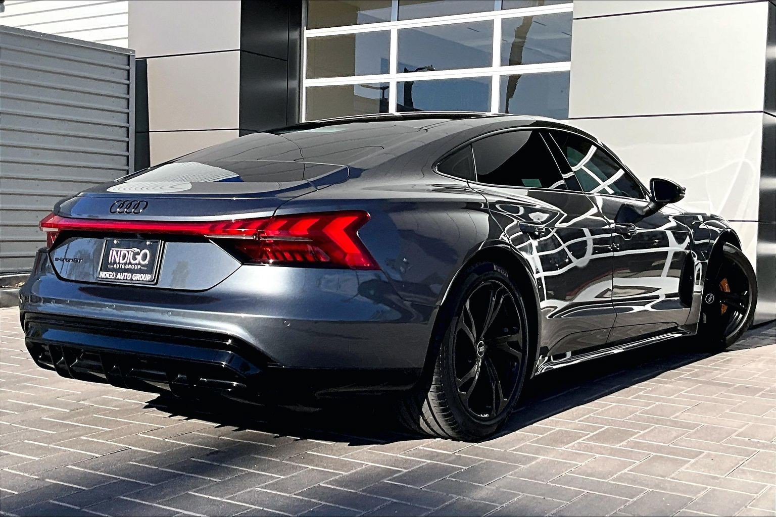 Used 2022 Audi e-tron GT Premium Plus w/ Performance Package AWD/4WD image 12