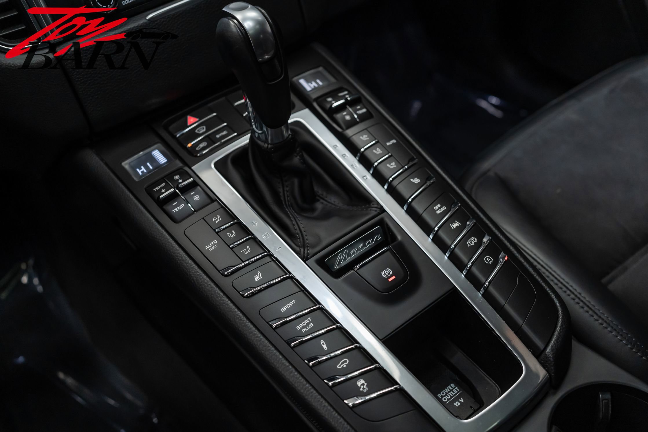 Used 2018 Porsche Macan GTS image 40