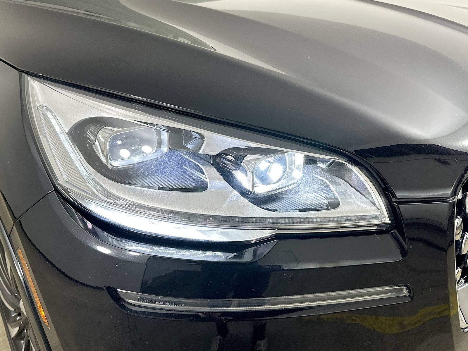 Used 2020 Lincoln Aviator Black Label Grand Touring w/ Class IV Trailer Tow Package AWD/4WD image 10