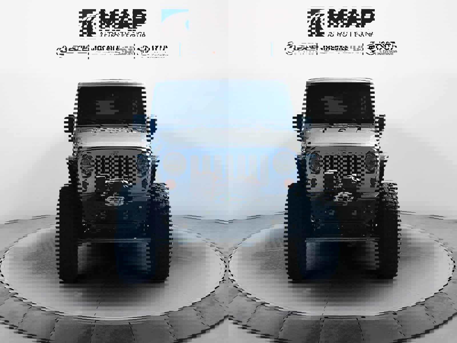 Used 2010 Jeep Wrangler Unlimited Rubicon w/ Dual Top Group image 8