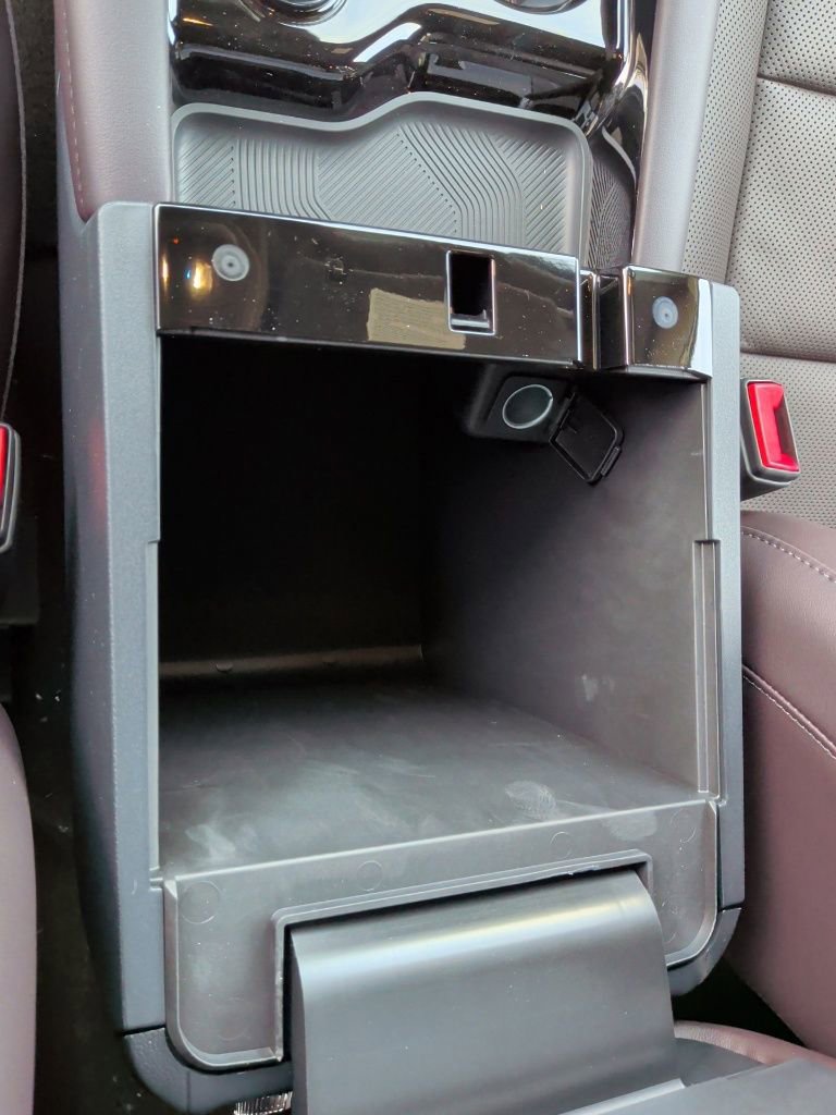 New 2026 Ford Explorer Platinum w/ LUX Leather Package image 34