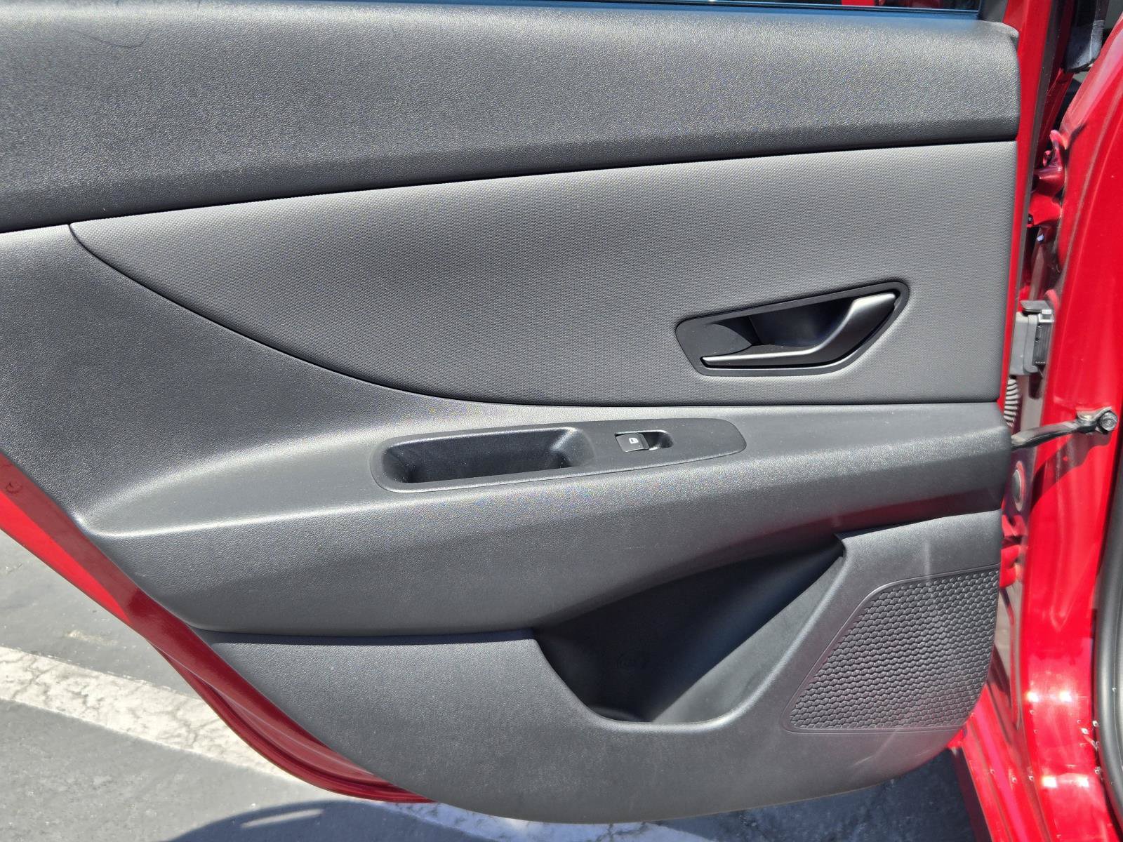 Used 2025 Hyundai Elantra Sport FWD image 23
