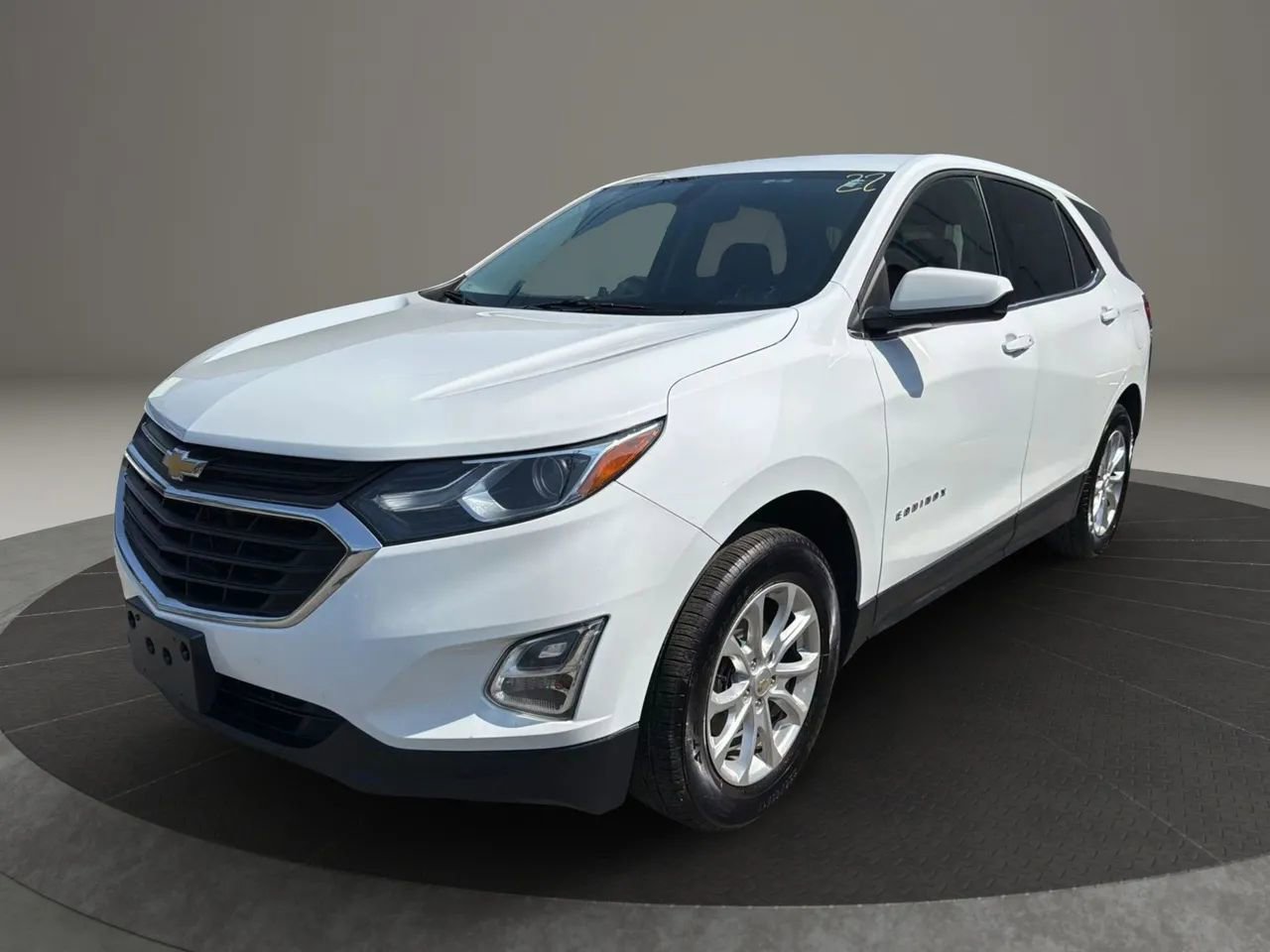Used 2018 Chevrolet Equinox LT w/ LPO, Cargo Package