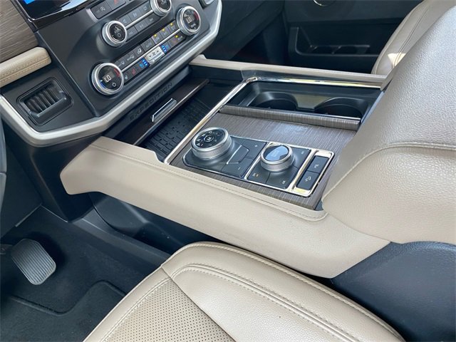 Used 2024 Ford Expedition Max Limited image 17