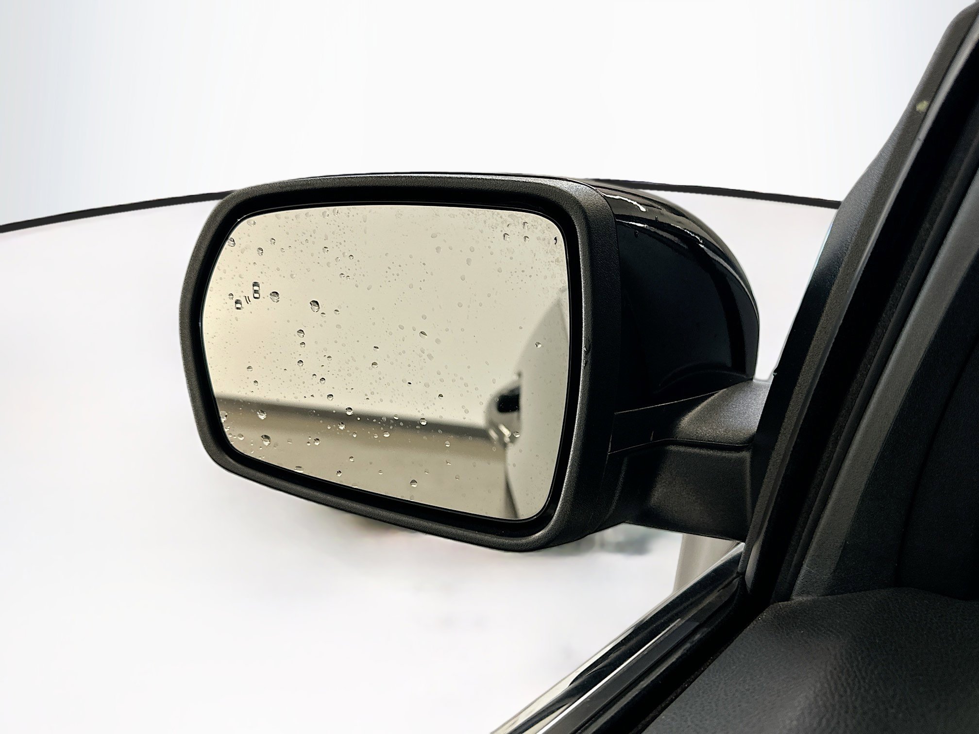 Used 2024 Ford Edge SEL image 16