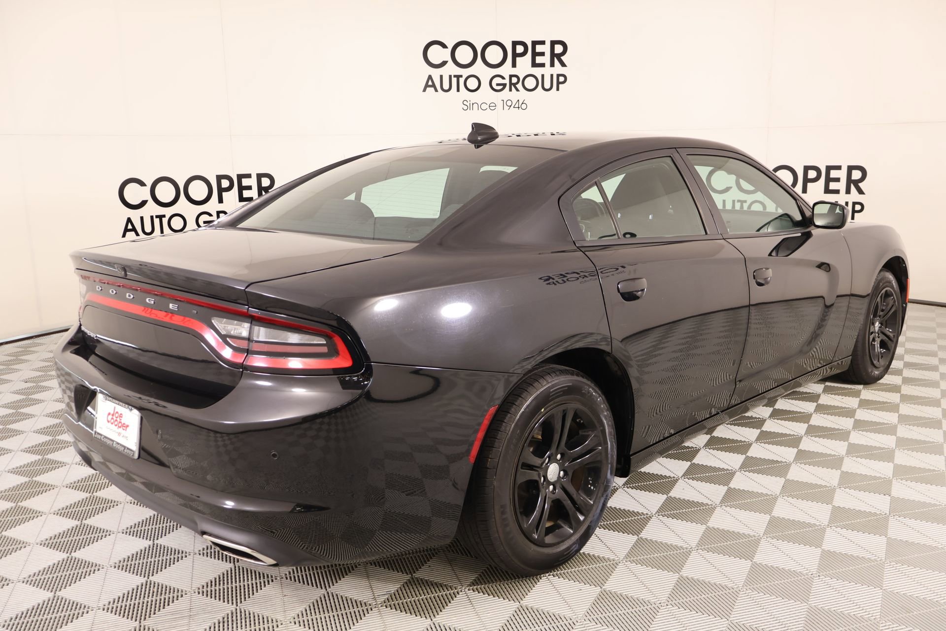 Used 2023 Dodge Charger SXT RWD image 19
