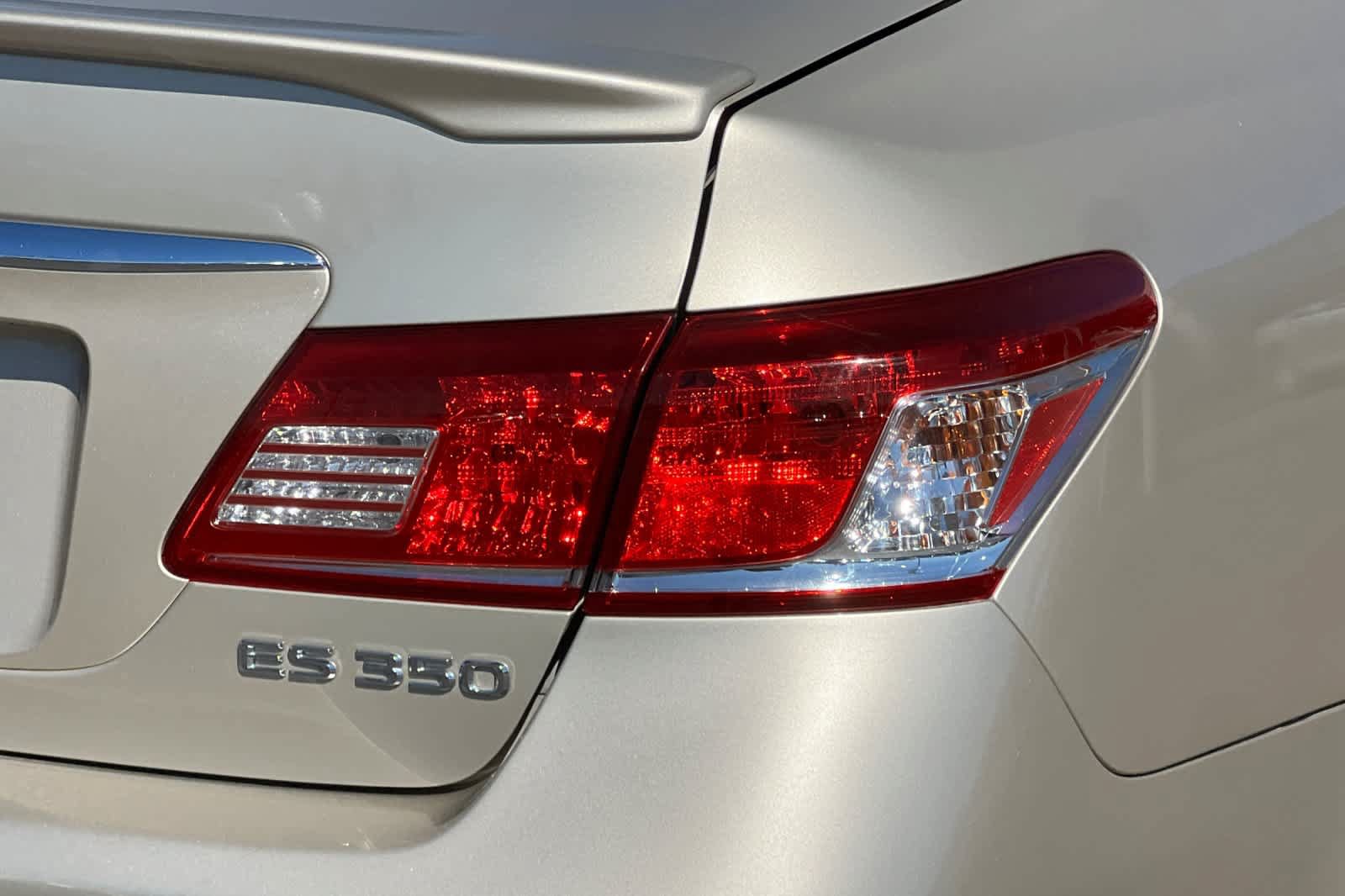 Used 2012 Lexus ES 350 FWD image 32