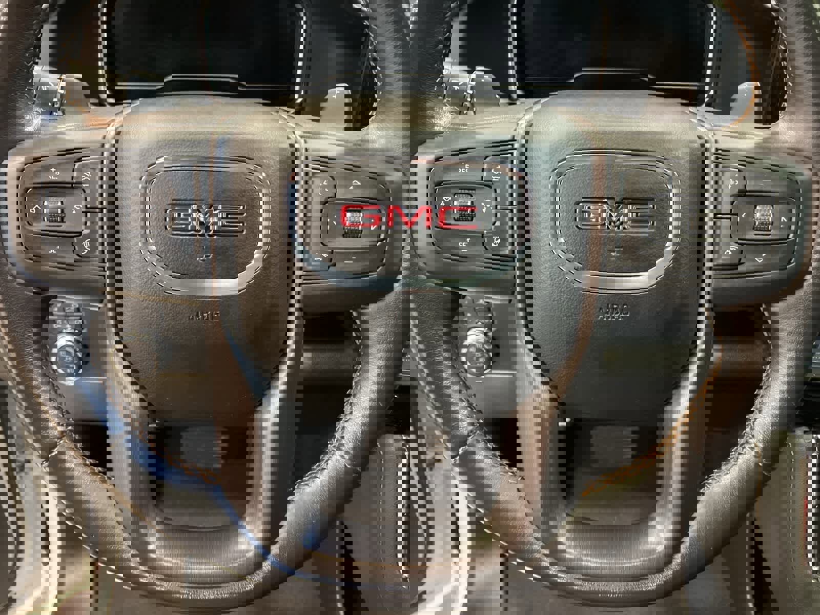 Used 2022 GMC Sierra 1500 AT4 w/ AT4 Premium Package image 19