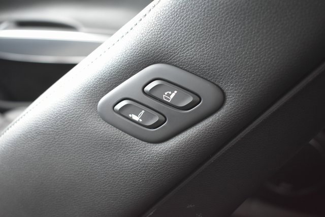 Used 2022 Genesis GV70 2.5T w/ Select Package image 43