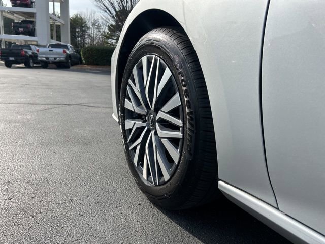 Used 2024 Nissan Altima 2.5 SV image 9