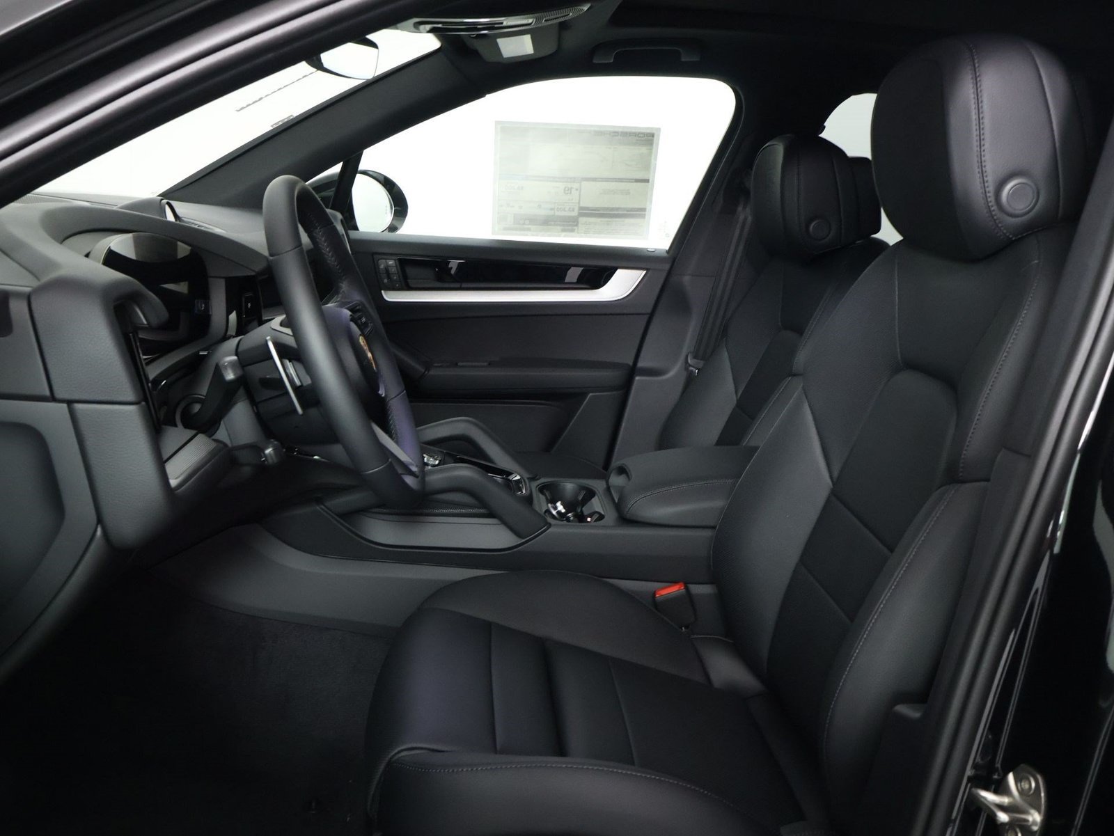 New 2026 Porsche Cayenne AWD/4WD image 5