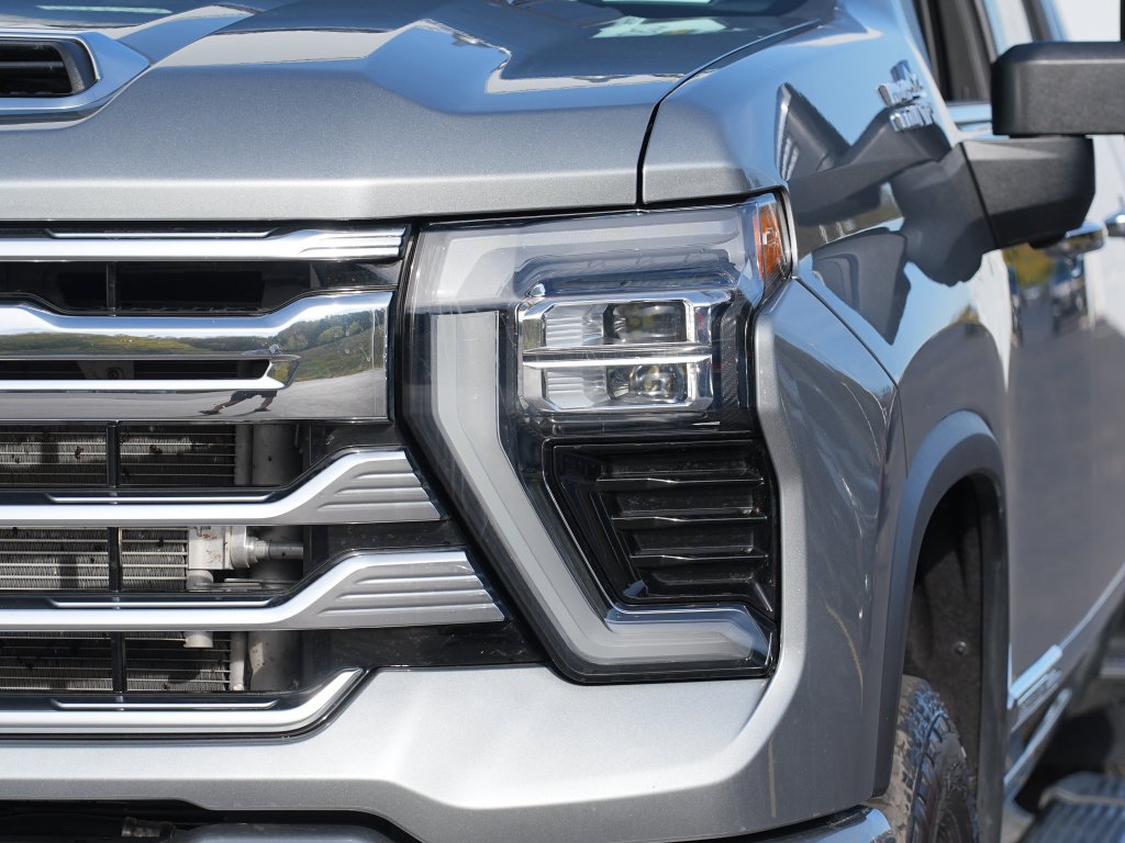 Certified 2024 Chevrolet Silverado 3500 High Country w/ High Country Premium Package AWD/4WD image 10