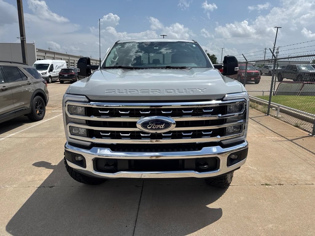 Certified 2025 Ford F250 Lariat w/ Tremor Off-Road Package AWD/4WD image 2