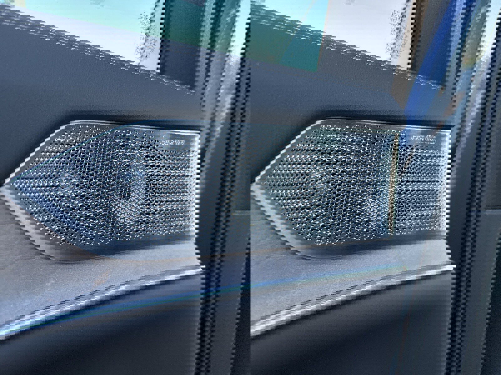 New 2025 Volvo EX90 Ultra image 23