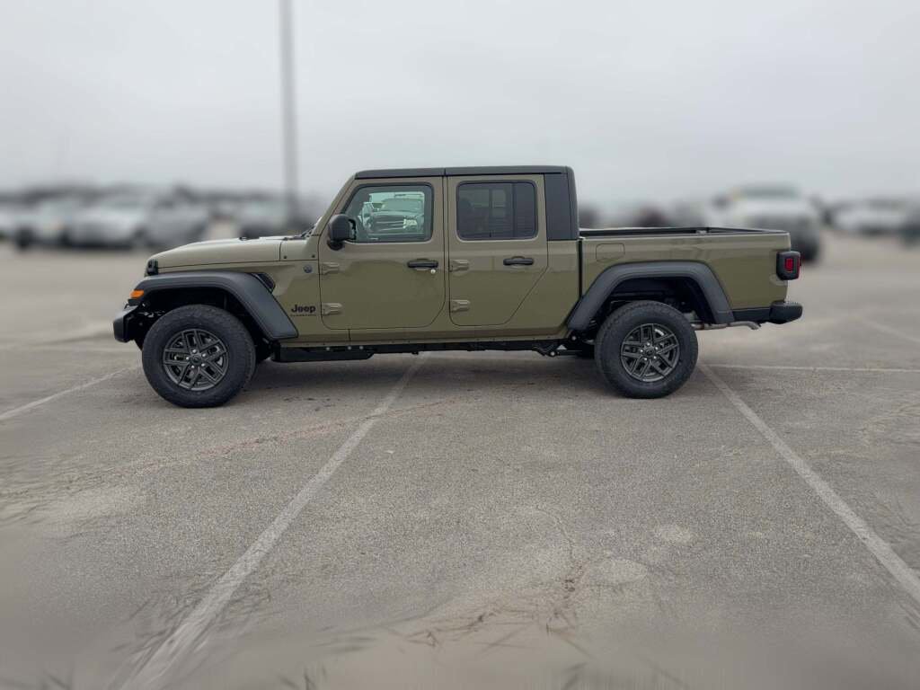 New 2026 Jeep Gladiator Sport image 6