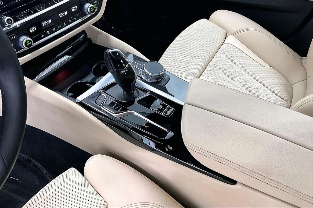 Used 2023 BMW 540i xDrive w/ Premium Package AWD/4WD image 16