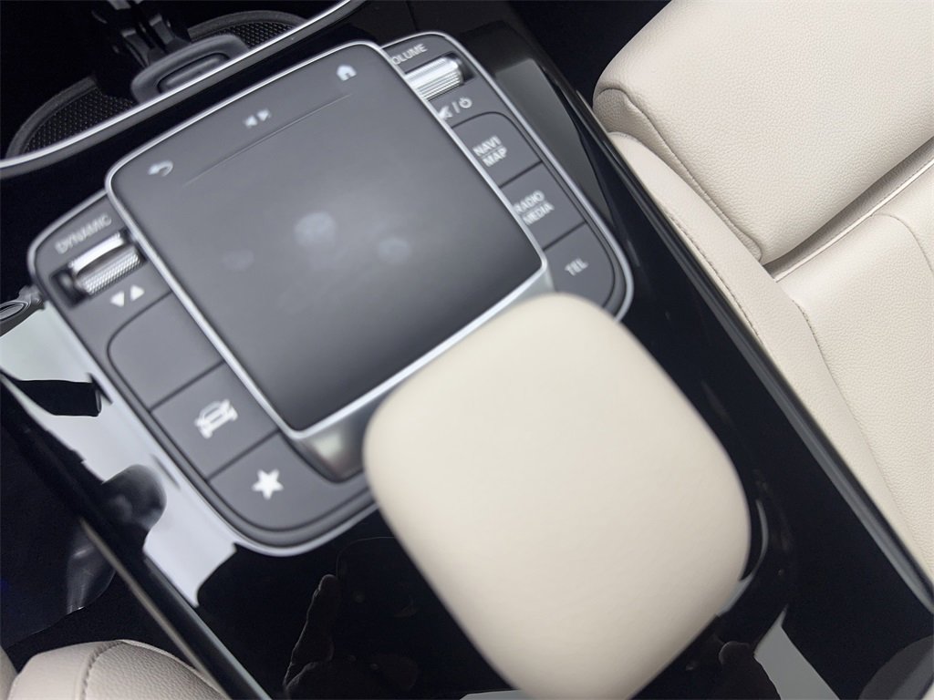 Used 2022 Mercedes-Benz CLA 250 4MATIC image 66