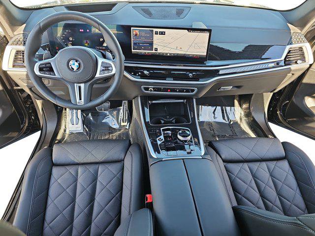 Used 2025 BMW X5 M60i image 9