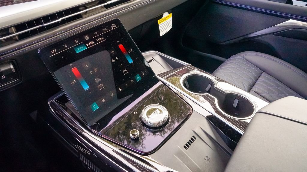 New 2026 Cadillac Escalade IQL Sport 1 w/ LPO, ONYX Package image 23