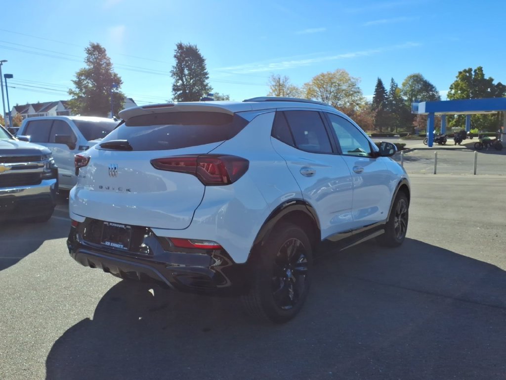 Used 2026 Buick Encore GX Sport Touring w/ Comfort Package AWD/4WD image 4