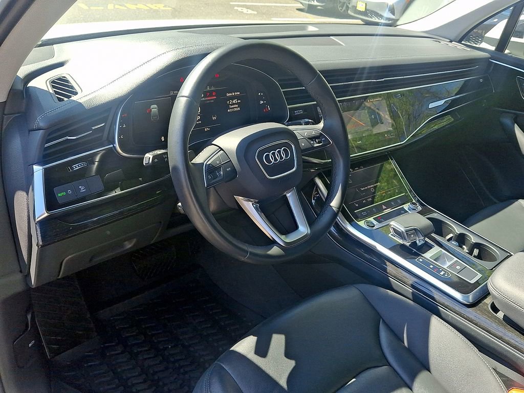 Used 2023 Audi Q7 3.0T Premium w/ Convenience Package image 26