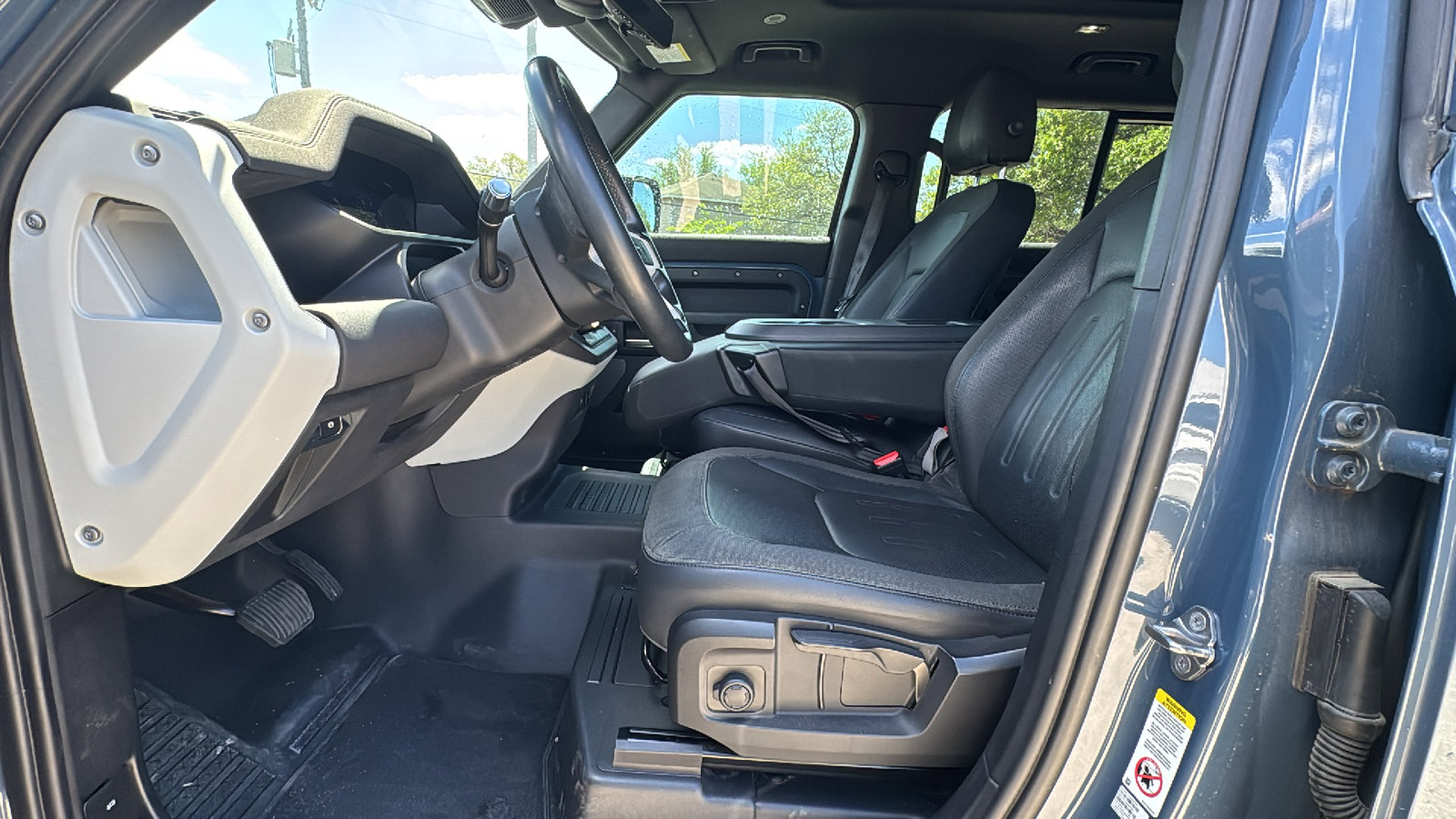 Used 2021 Land Rover Defender 110 S image 9