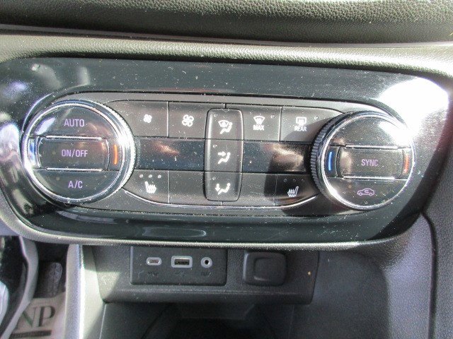 Used 2020 Buick Encore GX Select w/ Sport Touring Package image 25