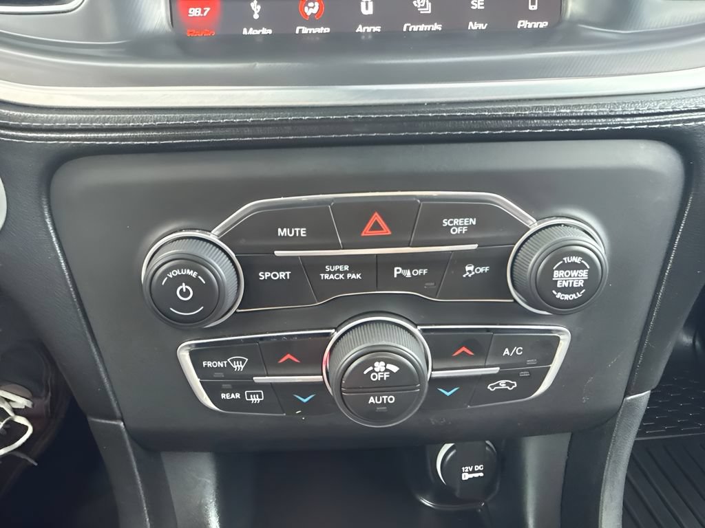 Used 2019 Dodge Charger R/T w/ Plus Group RWD image 11