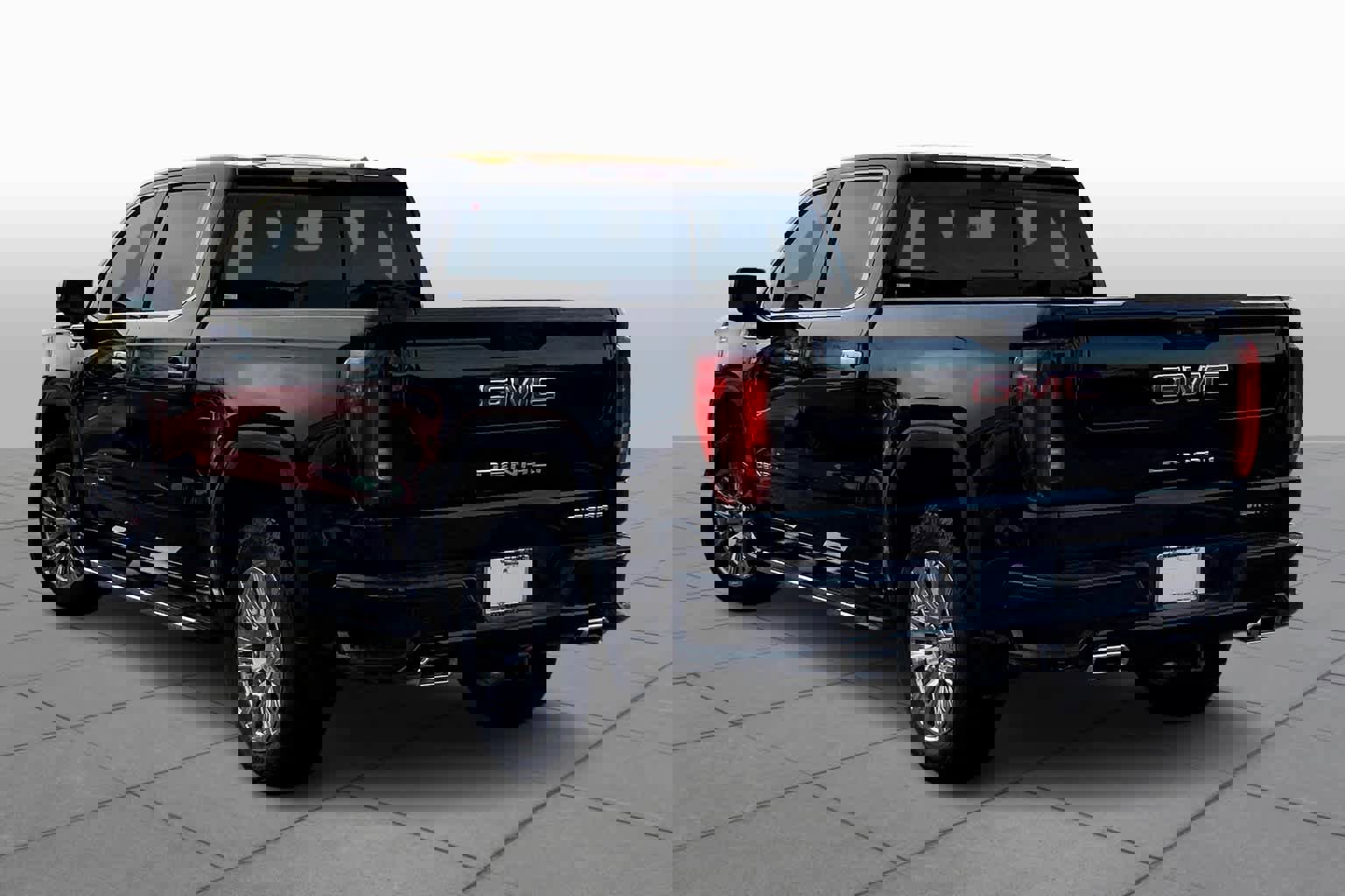 Used 2024 GMC Sierra 1500 Denali w/ Technology Package image 12