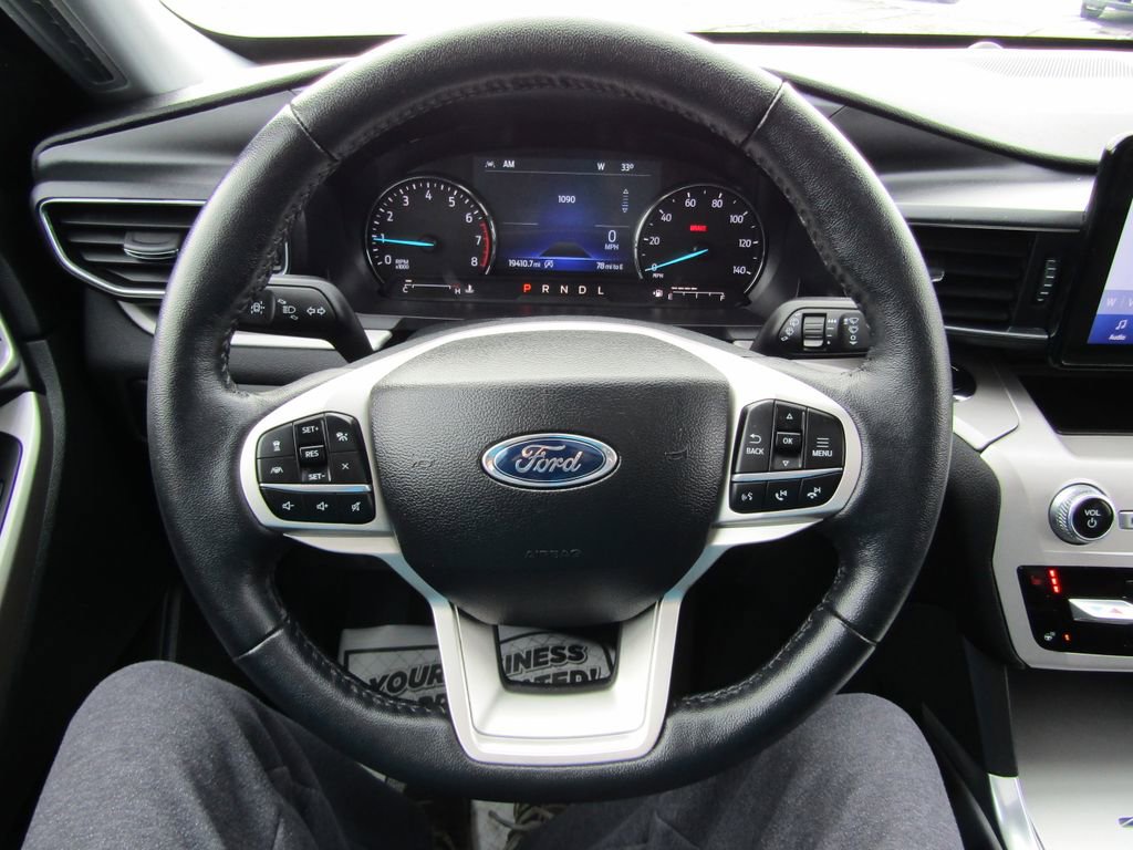 Used 2024 Ford Explorer XLT w/ Equipment Group 202A AWD/4WD image 21