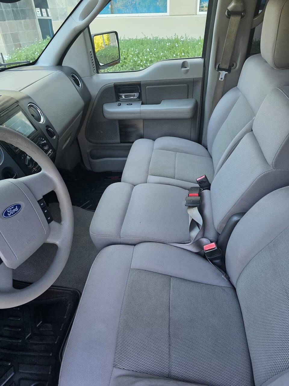 Used 2005 Ford F150 Lariat image 18