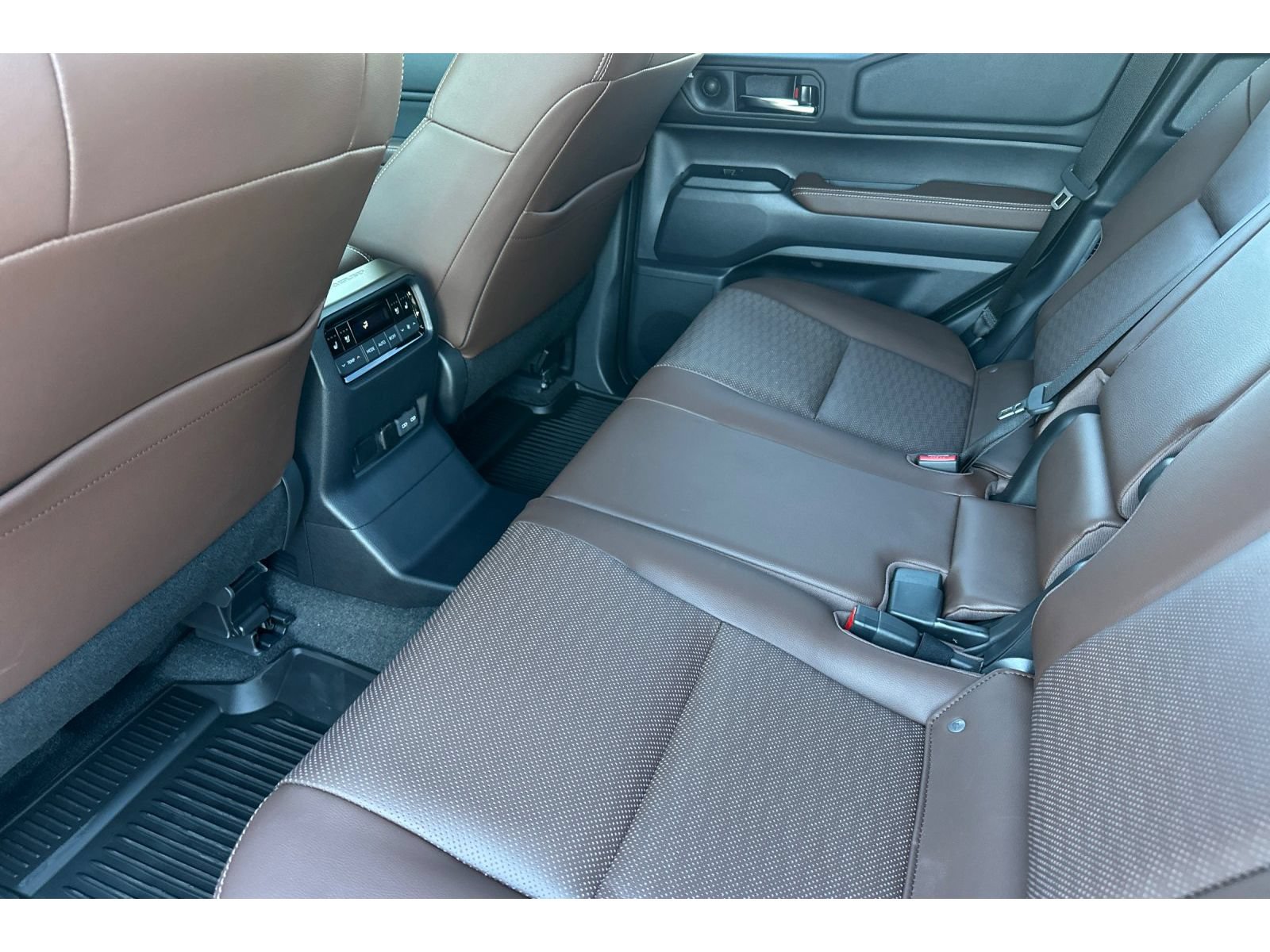 Certified 2027 Toyota Land Cruiser w/ Premium Package AWD/4WD image 13