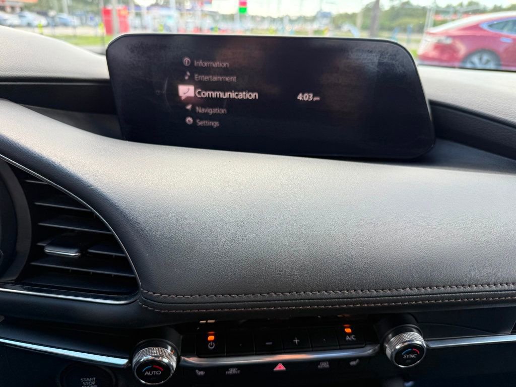 Used 2019 MAZDA MAZDA3 Hatchback w/ Premium Package image 14