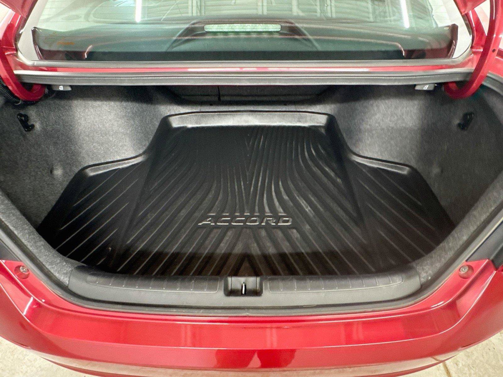 Used 2019 Honda Accord EX-L image 23