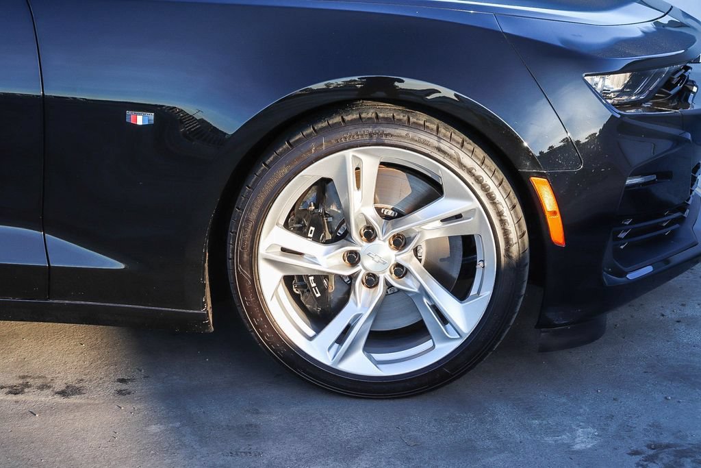 Used 2023 Chevrolet Camaro SS RWD image 11