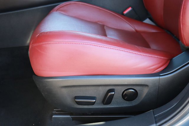 Used 2025 MAZDA MAZDA3 s image 9