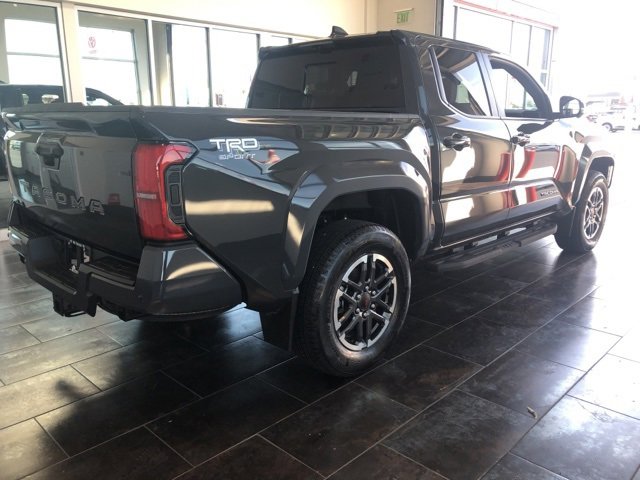 Used 2024 Toyota Tacoma TRD Sport image 6