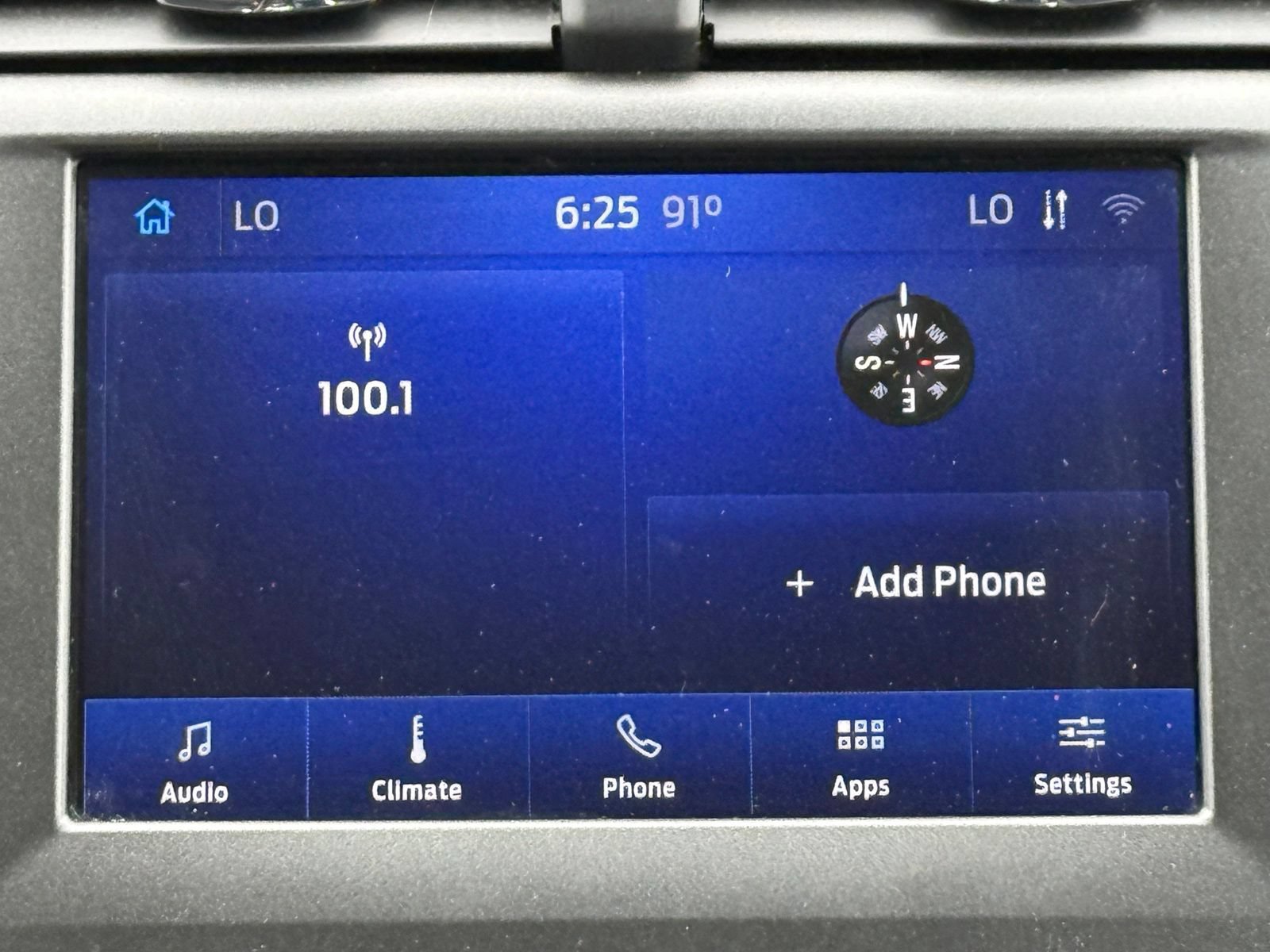 Used 2020 Ford Fusion SE FWD image 20