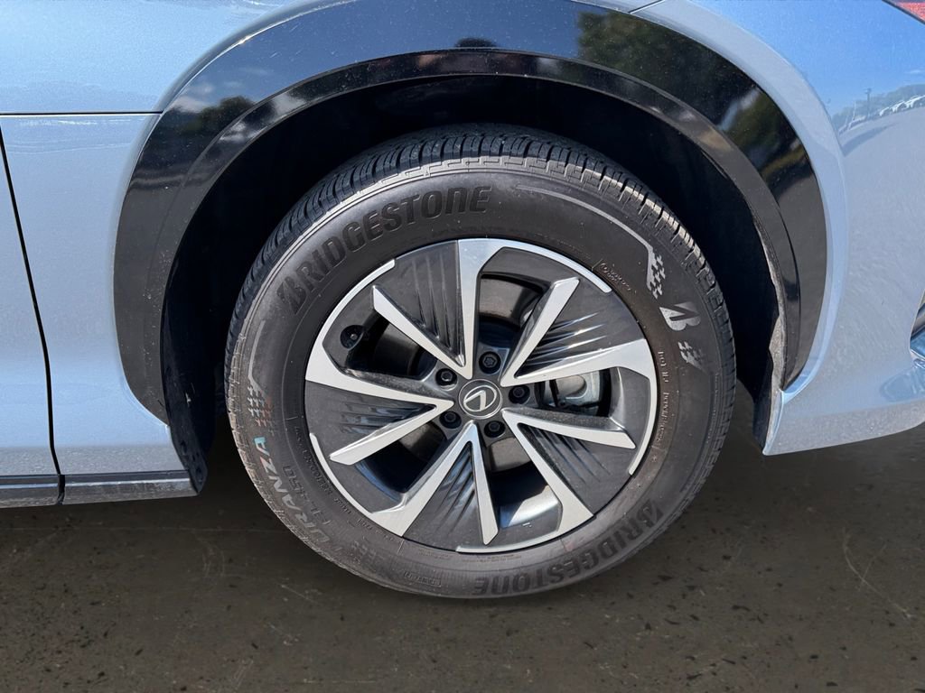 Certified 2025 Lexus RZ 300e w/ Accessory Package (2T) FWD image 26