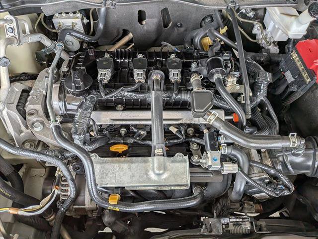 Used 2021 Nissan Versa SV FWD image 21