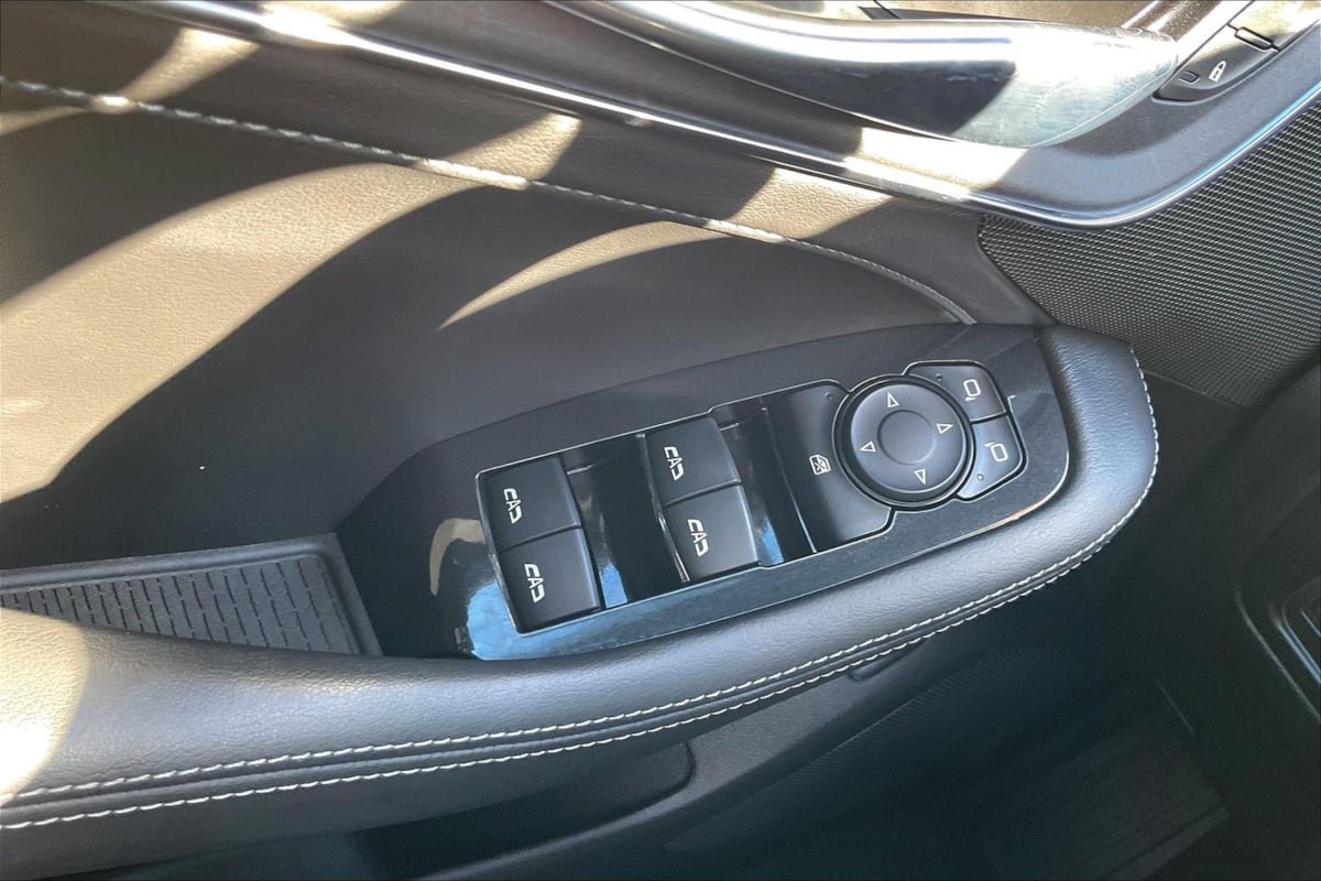 Used 2023 Cadillac CT5 Luxury RWD image 34