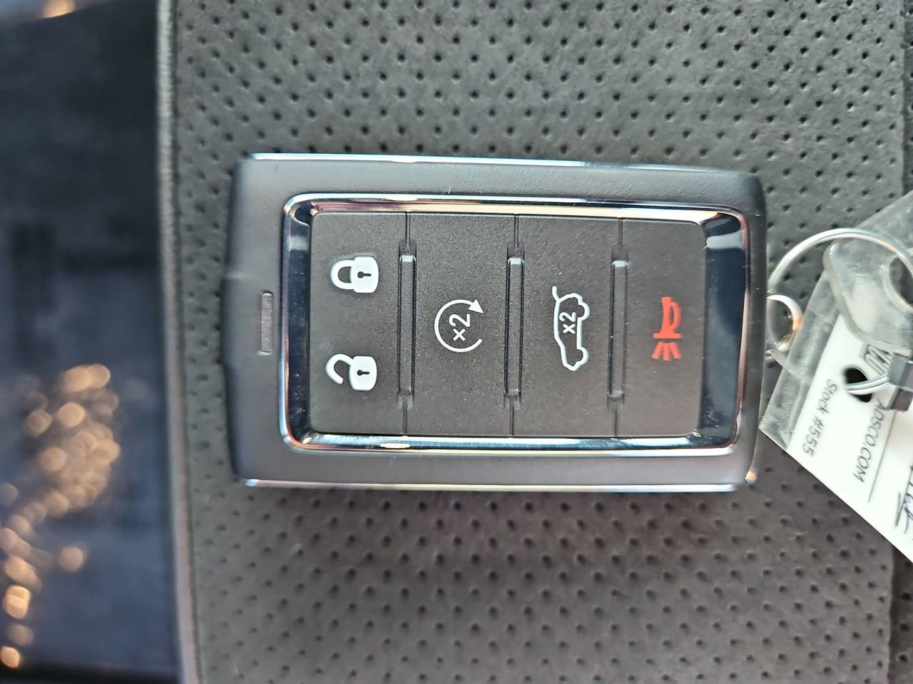 New 2025 Jeep Grand Cherokee L Laredo image 32