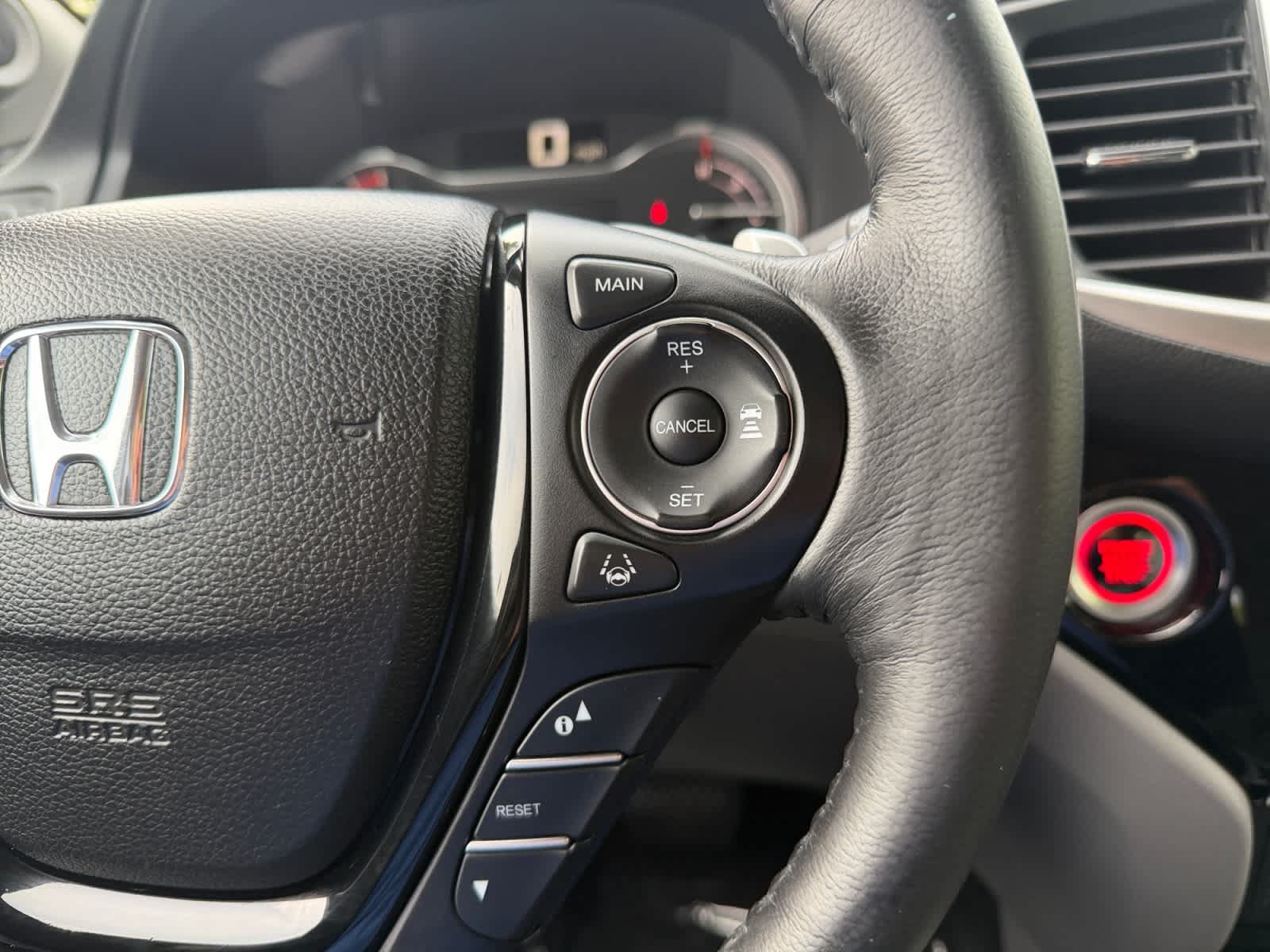 Used 2016 Honda Pilot Elite image 21